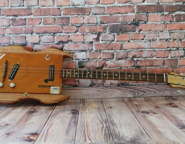 Сигарбокс гитара "OldFrankie"